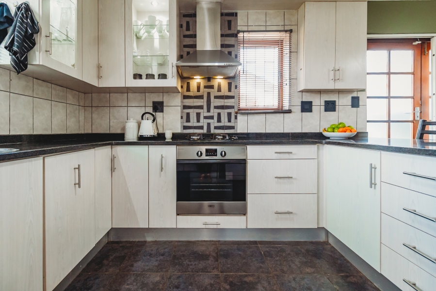 3 Bedroom Property for Sale in Bos En Dal Western Cape